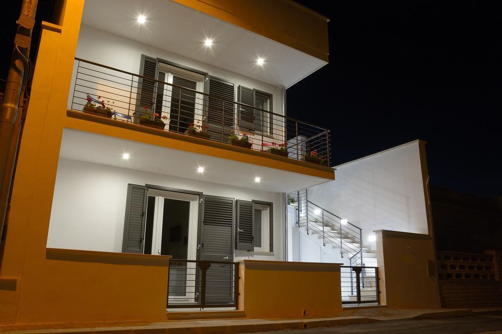 Baia Dell'Orso Bed & Breakfast Torre dell'Orso Exterior photo